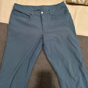 Lululemon abc classic fit pants 32/32